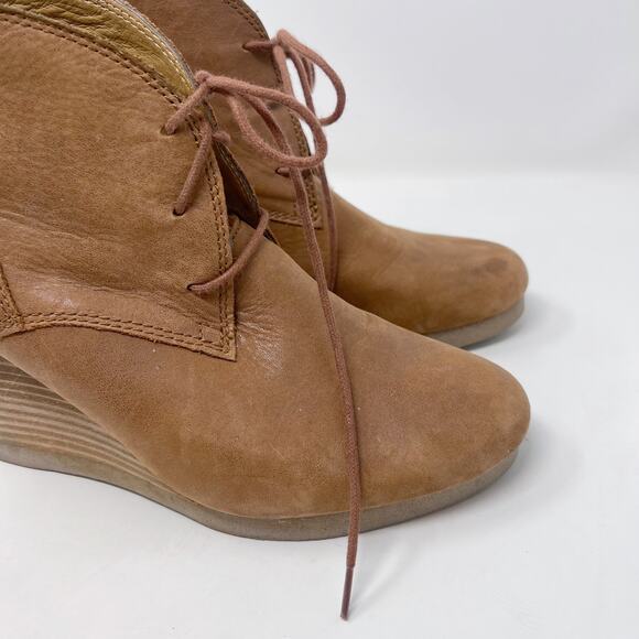 Lucky Brand Womens 8.5 Tan Suede Taheeti Lace Up Wedge Booties Leather Heel - Picture 6 of 13
